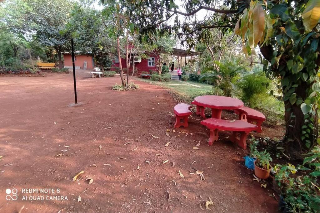 Lobville Homestay Karjat Zewnętrze zdjęcie